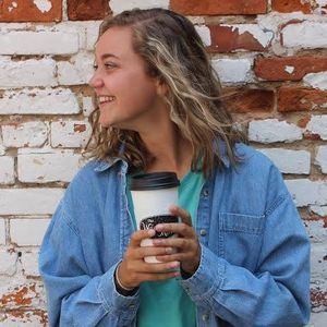 Meet your Posher, Dana